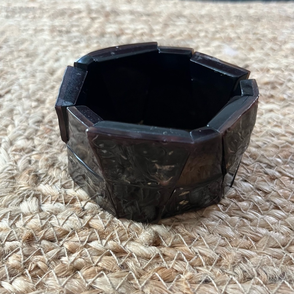 Coconut Shell Bracelet - Picture 2 of 4